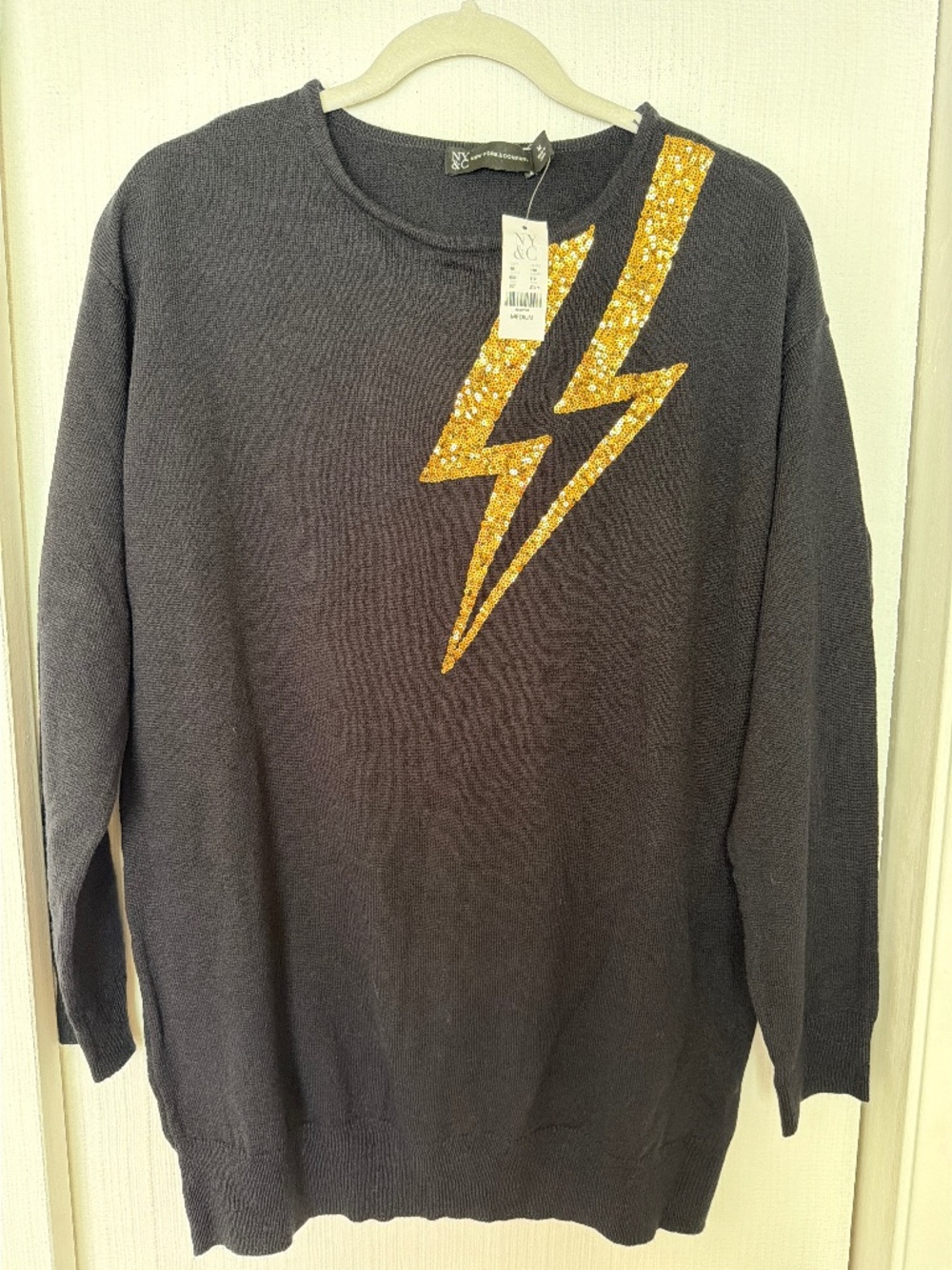 New York & Company Black Sequin Lightning Bolt Sweater – Size Medium – NWT